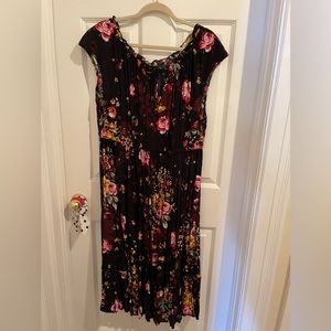 Torrid size 2 sleeveless dress.